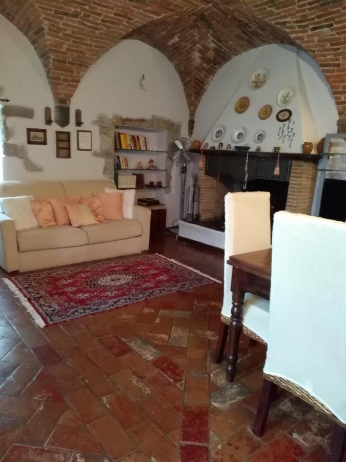 Castello Di Casallia Vetulonia Eksteriør bilde